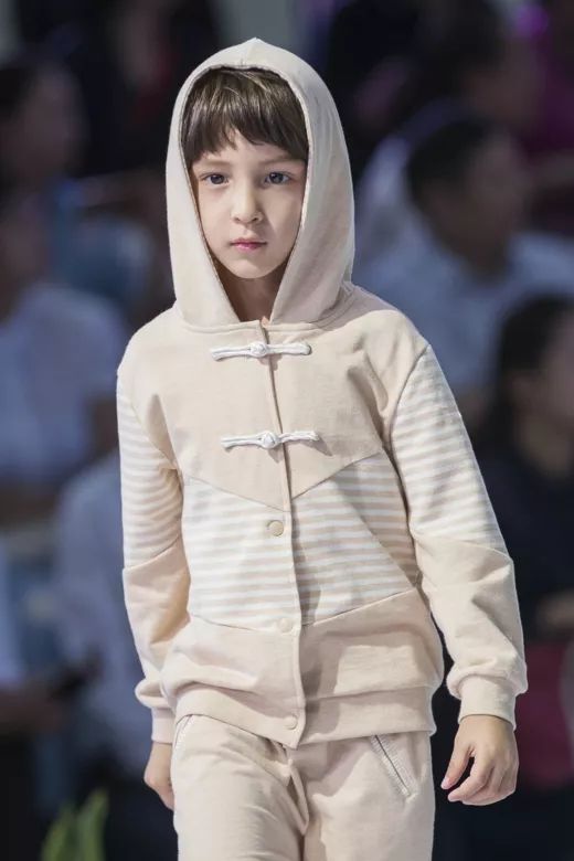 天彩公司攜Gretton童裝新品亮相北京時裝周，2019北京世園會特許商品同臺閃耀